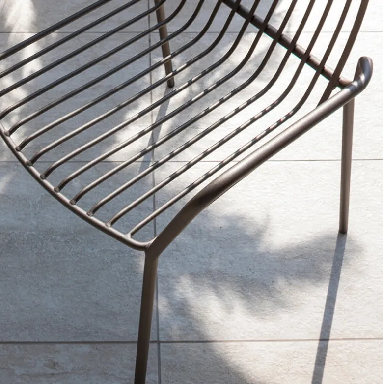 Ariel Chaise de jardin design empilable en métal