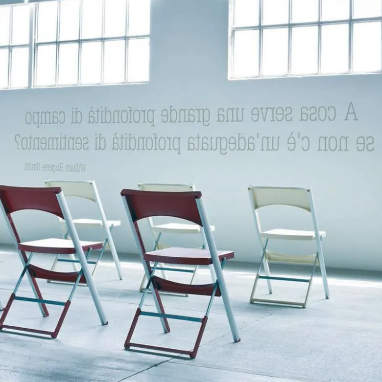 Compact Chaise pliante solide en technopolymère et métal aluminium