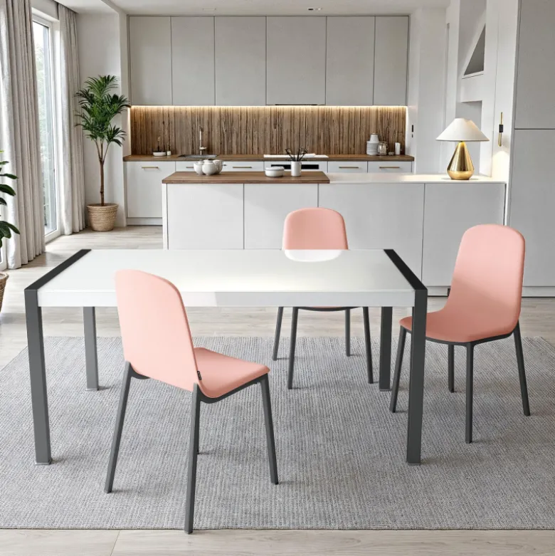 Concept métal Table en verre extensible
