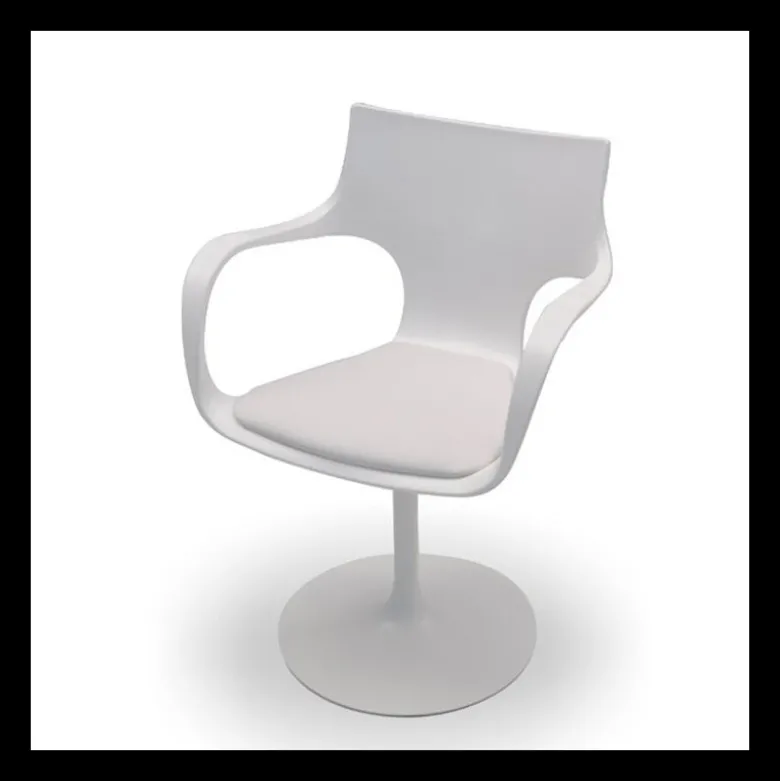 Flûte Sovet® Chaise design pivotante avec accoudoirs