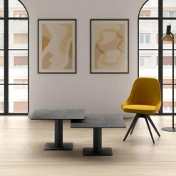 Ibero mini Table basse carrée en céramique avec pied central