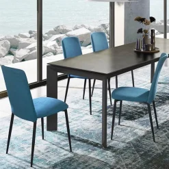 Joy Chaise de salle à manger contemporaine en tissu et pieds en métal