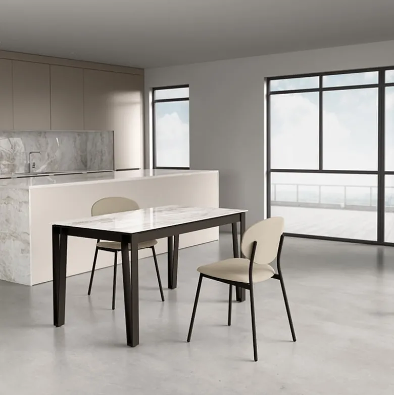 London Table design en Dekton avec pieds épingle en métal