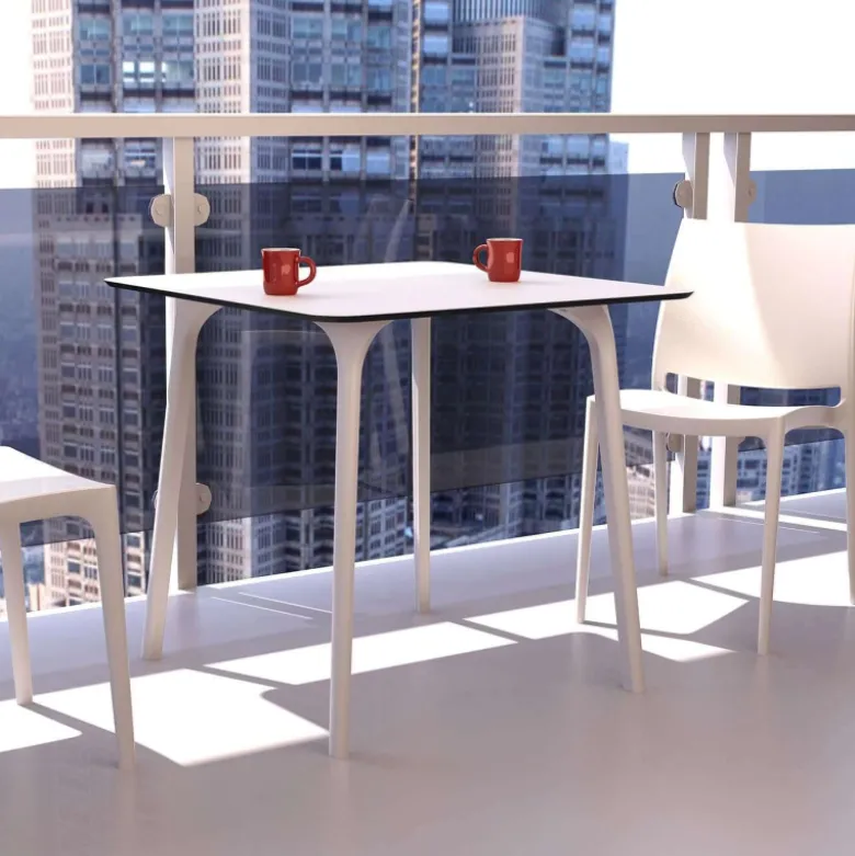 Maya Table carrée en stratifié