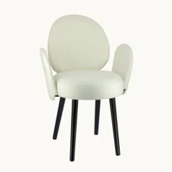 Severus Fauteuil cosy en tissu avec pieds bois