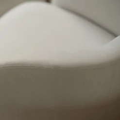 Thalia Mobitec ® Fauteuil confortable en tissu avec pieds en bois