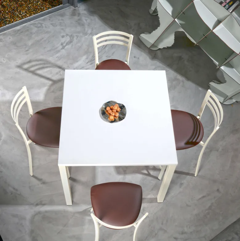 Urane Carrier® Chaise contemporaine en métal et synthétique fabrication française