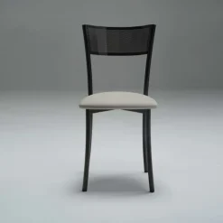 Wasabi Carrier® Chaise moderne en synthétique et métal dossier ajouré